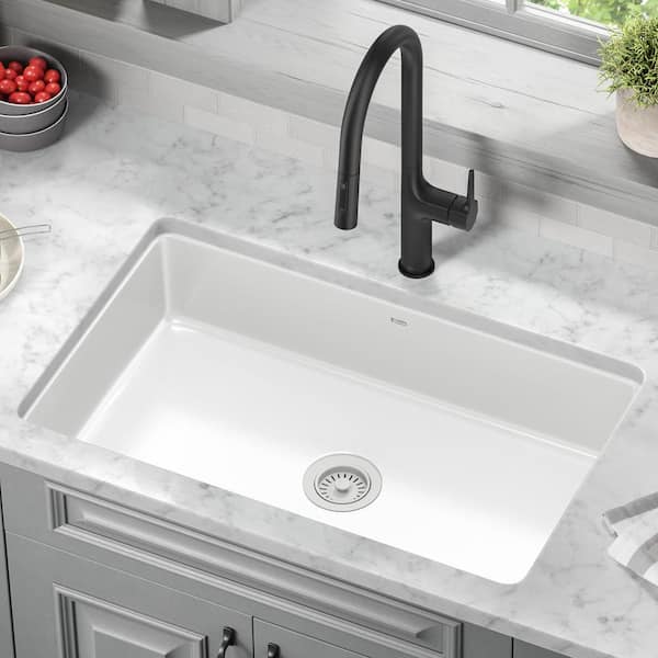 What are the Cons of a White Porcelain Sink?